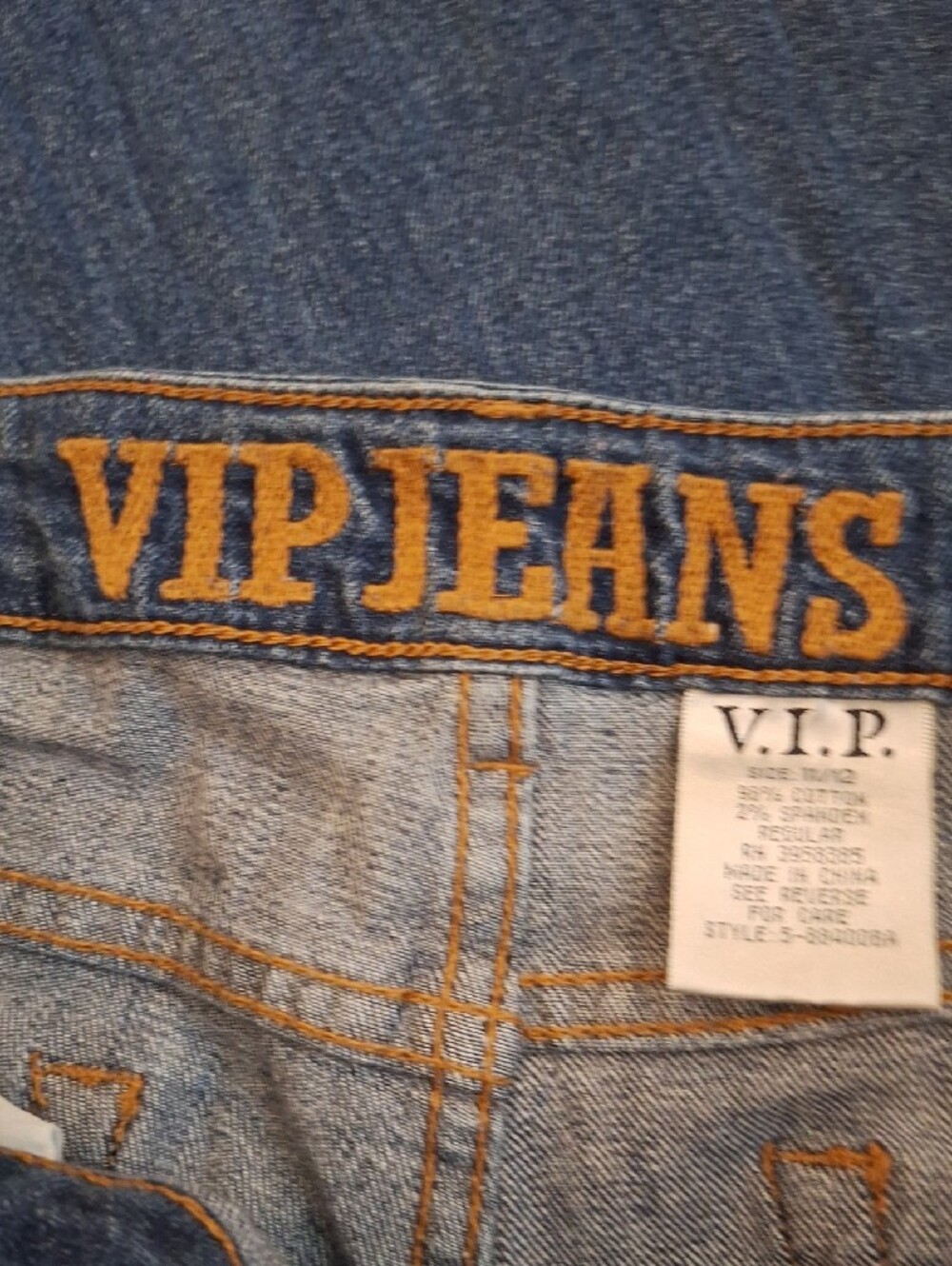 🔥🔥CLEARANCE🔥🔥 VIP Distressed Blue Cropped Skinny Jeans. Size 11/12 - Picture 6 of 7